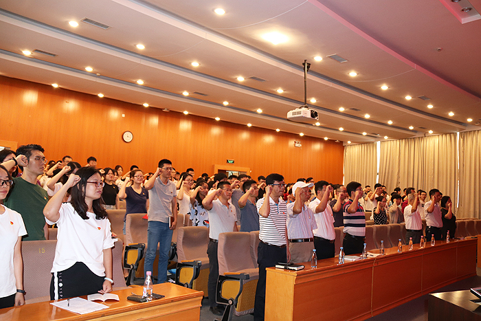 新闻图片2.jpg 新闻图片2.jpg